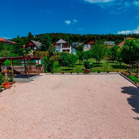 Guest house Kovacs Vendeghaz Vonyarcvashegy